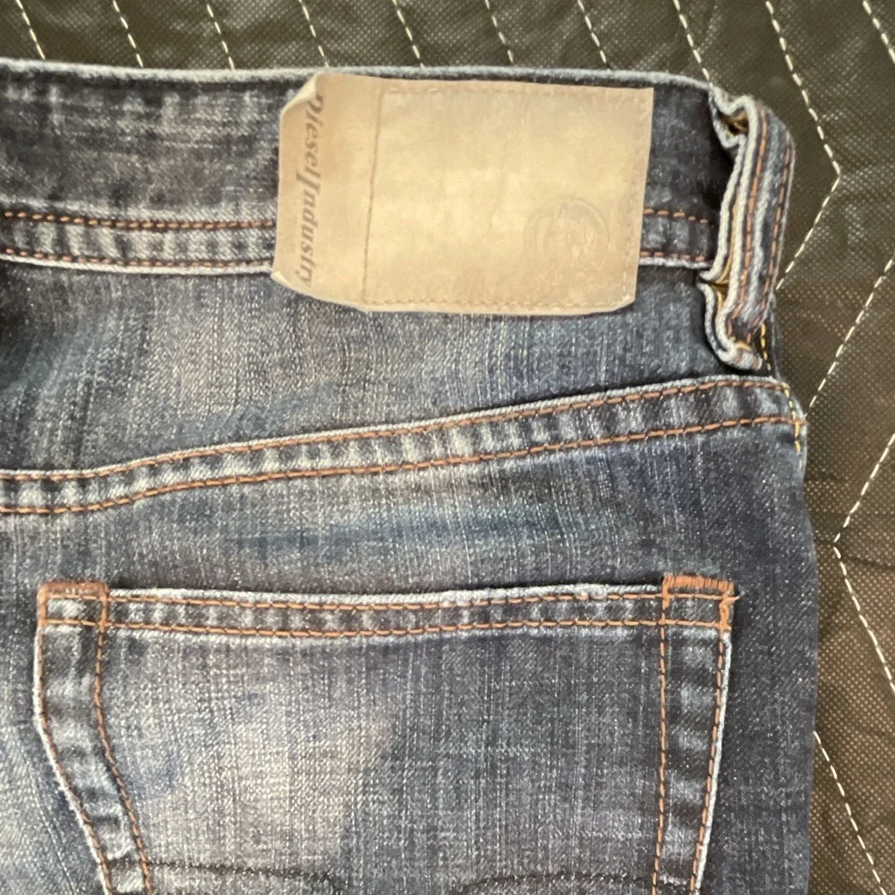 Diesel Industry 30x30 Men's Regular Slim-Tapered Medium Wash Blue Denim Jeans